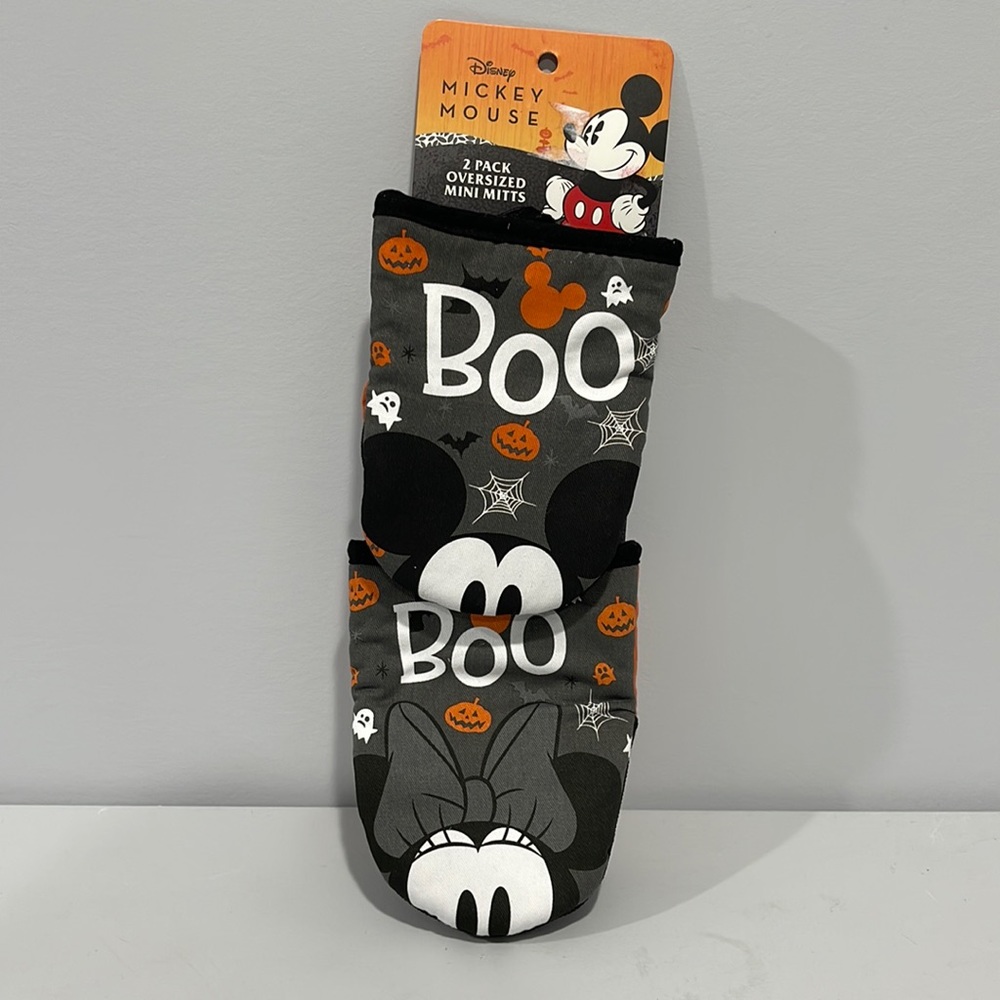 DISNEY Halloween Kitchen Oven Mitts Mickey And  Minnie Mouse BOO NEW